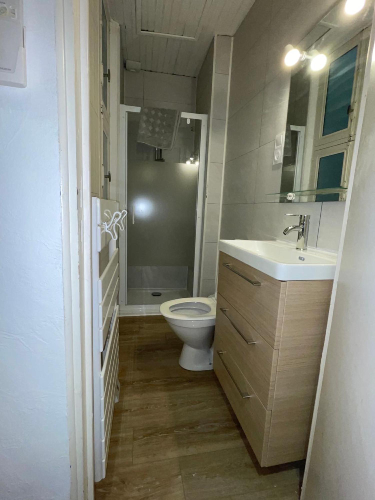 Studio N•2 Avec Patio En Plein Coeur De La Ville Bagnères-de-Bigorre Dış mekan fotoğraf